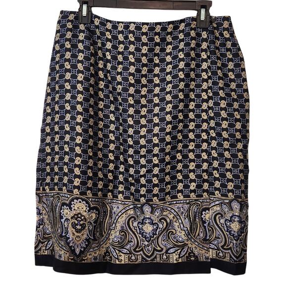 NWT Casual Corner Navy Geometric 100% Silk Navy Paisley Wrap Skirt Women's 12 - Picture 1 of 9